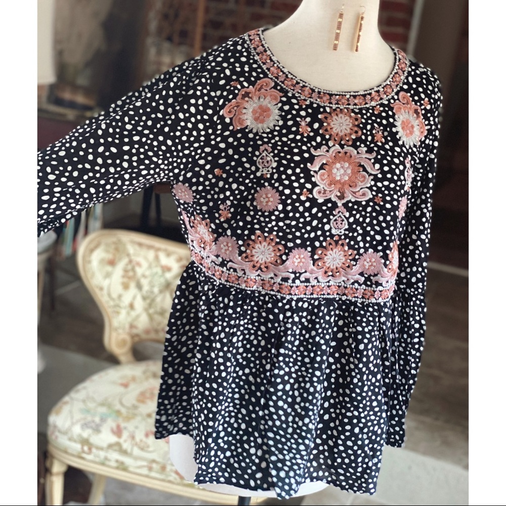 Embroidered Printed Blouse✨